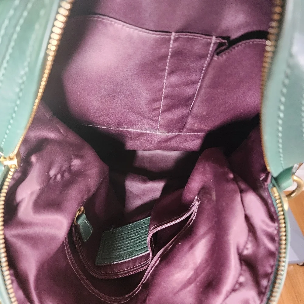 COACH LEATHER TOP ZIP GOLD HARDWARE SATCHEL